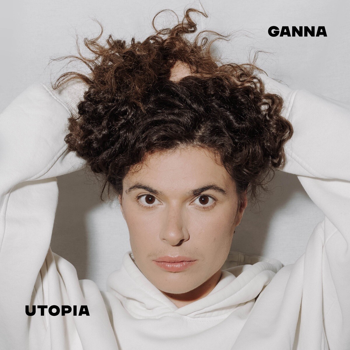 La pochette de l’album UTOPIA de GANNA